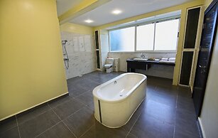 Protea Hotel by Marriott Kampala Skyz