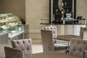 Protea Hotel by Marriott Kampala Skyz