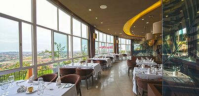 Protea Hotel by Marriott Kampala Skyz