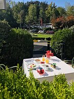 Mak Albania Hotel