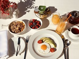 Mak Albania Hotel