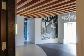 Mazzoni 15 Modern Flat