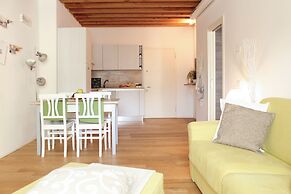 Mazzoni 15 Modern Flat