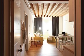 Mazzoni 15 Modern Flat