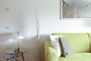 Mazzoni 15 Modern Flat