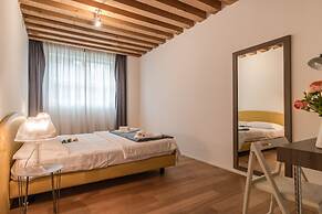 Mazzoni 15 Modern Flat