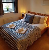 Executive Open Plan Apartment in Leith