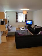 Executive Open Plan Apartment in Leith