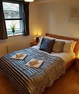 Executive Open Plan Apartment in Leith