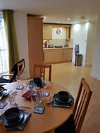 Executive Open Plan Apartment in Leith