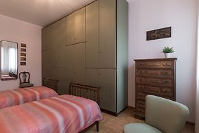 Rialto Bridge Venetian Style