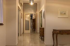 Rialto Bridge Venetian Style