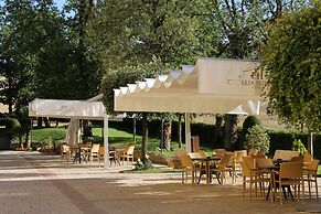 Elia Hotel