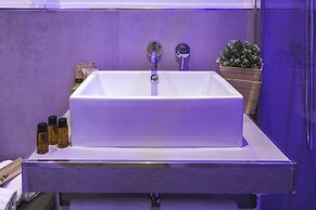 Colonna Luxury Suites