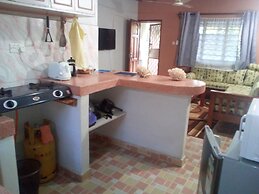 Delina Cottage Diani