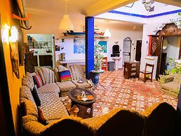 Sunset Surfhouse - Hostel