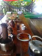 Tapir Lodge