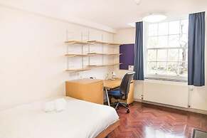 Goodenough College