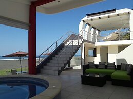 Casa Margarita Hotel And Paradise