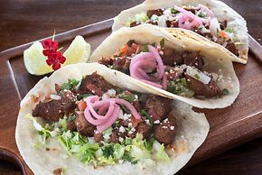 Hotel Interurban Seattle Airport SeaTac