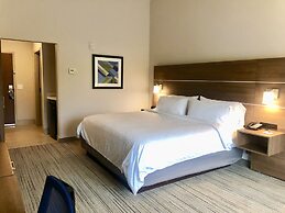 Holiday Inn Express Macon North, an IHG Hotel