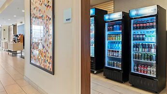 Holiday Inn Express & Suites Macon North