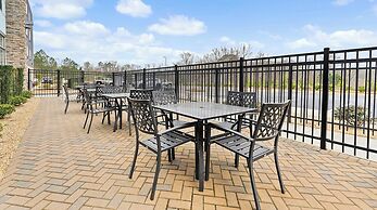 Holiday Inn Express & Suites Macon North