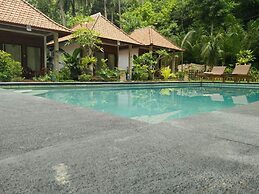 Crystal Bay Pool View Bungalow