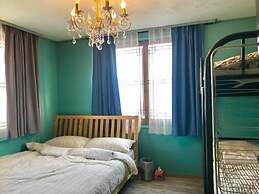 Avocado Guesthouse - Hostel