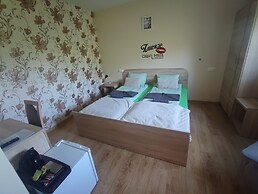 Restauracja i Sala Bankietowa AS - Noclegi
