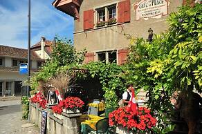 Hotel de la place