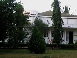 Kitolie Home and Lodge