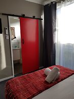 Town House Motor Inn