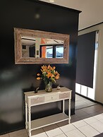 Town House Motor Inn