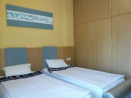 Villa Maria Apartments