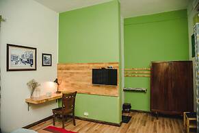 Hanah's Tiny Hanoi Homestay