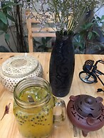 Hanah's Tiny Hanoi Homestay