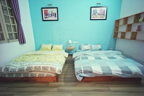 Hanah's Tiny Hanoi Homestay