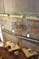 Hanah's Tiny Hanoi Homestay