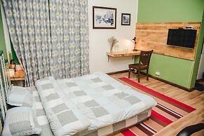 Hanah's Tiny Hanoi Homestay