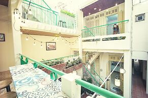 Hanah's Tiny Hanoi Homestay