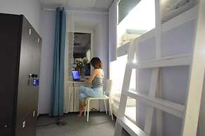 Arbat 25 Capsule Hostel