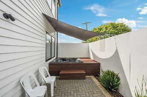 ASURE Rotorua International Motor Inn