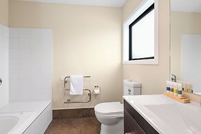 ASURE Rotorua International Motor Inn