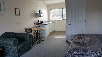 Heritage Highway Motel