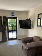 Heritage Highway Motel