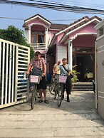 Pink House Homestay