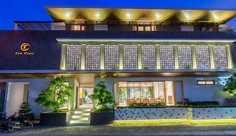 Tam House Villa Hotel