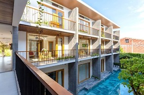 Tam House Villa Hotel