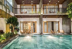 Tam House Villa Hotel